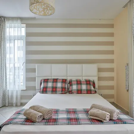 דירה 2bd Flat With Balcony In Flores Garden Complex By Flat Mаnаger